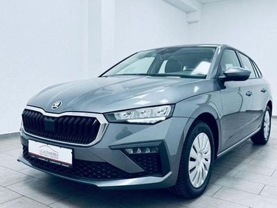 Grau Gebraucht 2024 Skoda Scala Essence Kleinwagen | 19.980 € (Superpreis)