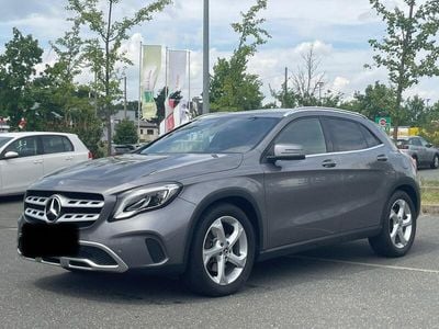Mercedes GLA250