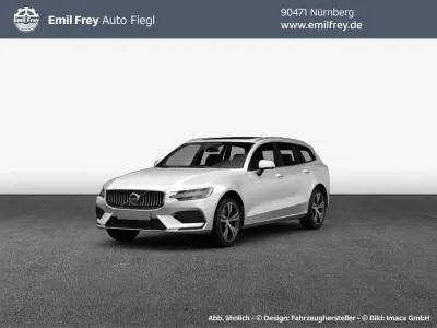 Gebraucht Volvo V60 Plus 197 PS (144 kW) 2025 Crystal weißperleffekt Kombi