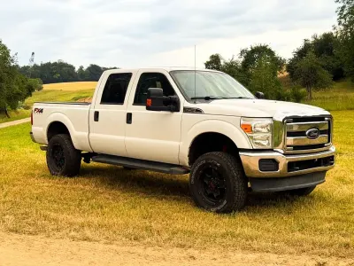 Gebraucht Ford V8 XLT 416 PS (305 kW) 2014 Weiß SUV
