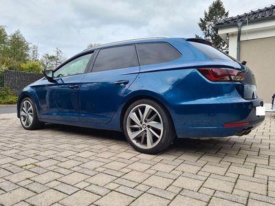 Blau Gebraucht 2014 Seat Leon ST FR Kombi | 10.000 €