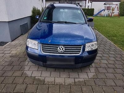 Gebraucht VW Passat 116 PS (85 kW) 2003 Blau Kombi