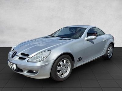 Usata Mercedes SLK200 163 CV (119 kW) 2005 Argento Cabrio