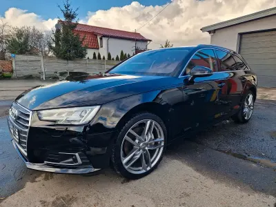 Gebraucht Audi A4 Comfort 190 PS (139 kW) 2018 Schwarz Kombi