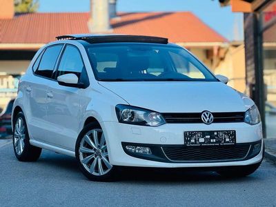 Gebraucht VW Polo Life 90 PS (66 kW) 2013 Weiß Kleinwagen