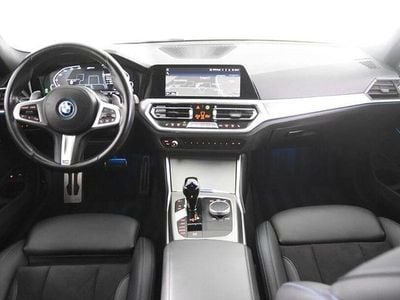 Second-hand BMW 330e M Sport 292 CP (214 kW) 2022 Gri Break