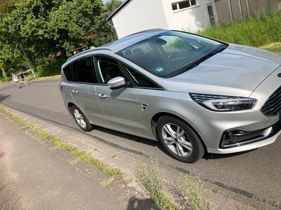 Gebraucht Ford S-MAX S 150 PS (110 kW) 2020 Silber Van / Kleinbus