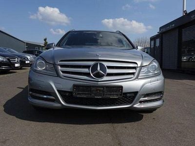 Gebraucht Mercedes C220 Avantgarde 170 PS (125 kW) 2012 Silber Kombi