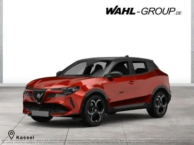 Neu Alfa Romeo GT Junior Edizione Speciale 145 PS (106 kW) 2026 Rosso alfa / schwarzes dach SUV