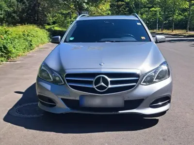 Gebraucht Mercedes E220 170 PS (125 kW) 2013 Silber Kombi