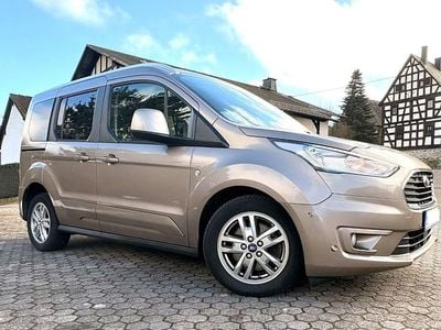 Gebraucht Ford Tourneo Connect Titanium 101 PS (74 kW) 2019 Silber Van / Kleinbus