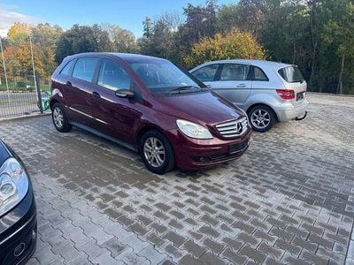 Mercedes B150