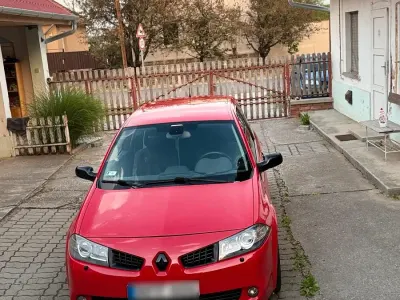 Gebraucht Renault Mégane Coupé 175 PS (128 kW) 2008 Rot Coupé
