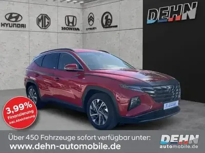 Gebraucht Hyundai Tucson Trend 136 PS (100 kW) 2021 Rot SUV