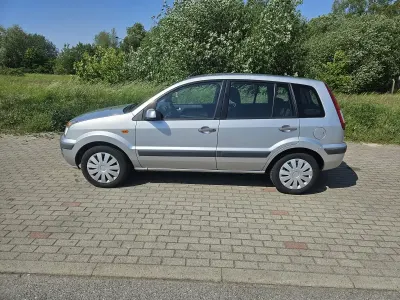 Gebraucht Ford Fusion Style 68 PS (50 kW) 2008 Silber Kleinwagen