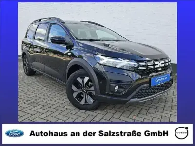 Gebraucht Dacia Jogger Expression 141 PS (103 kW) 2025 Schwarz Van / Kleinbus