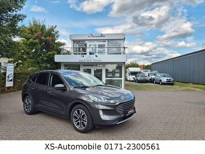 Gebraucht Ford Kuga Titanium 152 PS (111 kW) 2020 Grau SUV