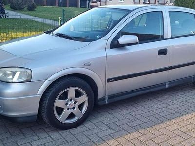 Second-hand Opel Astra Edition 116 CP (85 kW) 1999 Argintiu Berlinǎ