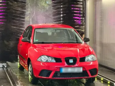 Gebraucht Seat Ibiza 60 PS (44 kW) 2008 Rot Kleinwagen