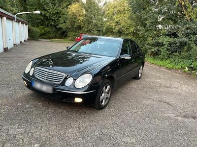 Mercedes E220
