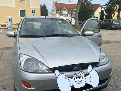 Usata Ford Focus 100 CV (73 kW) 2002 Argento Utilitaria