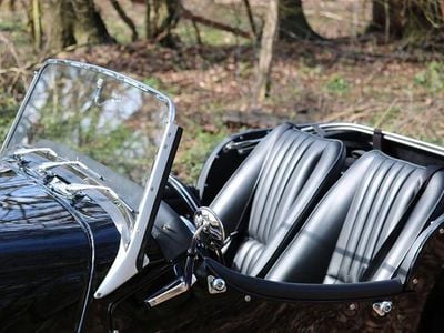 Gebraucht Morgan Plus 4 156 PS (114 kW) 2018 Schwarz Cabrio