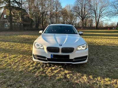 Gebraucht BMW 518 Sport Line 143 PS (105 kW) 2014 Weiß Kombi
