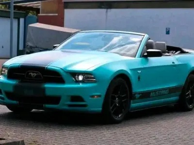 Gebraucht Ford Mustang 305 PS (224 kW) 2012 Blau Cabrio