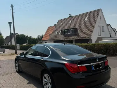 Gebraucht BMW 730 245 PS (180 kW) 2009 Schwarz Limousine