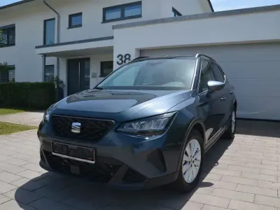 Neu Seat Arona Style 116 PS (85 kW) 2025 Grau SUV