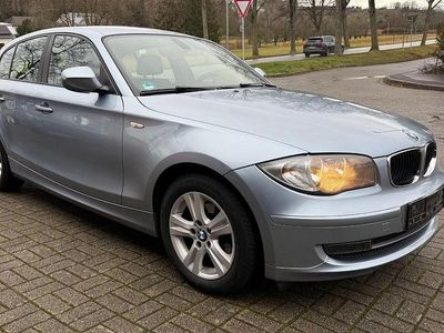 Gebraucht BMW 116 Sport Line 122 PS (89 kW) 2010 Blau Kleinwagen