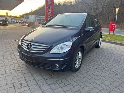 Gebraucht Mercedes B200 136 PS (100 kW) 2008 Blau Van / Kleinbus