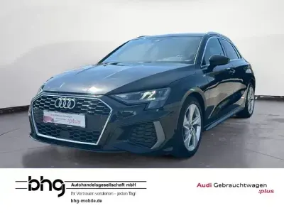 Gebraucht Audi A3 S-Line 150 PS (110 kW) 2021 Mythosschwarz metallic Limousine