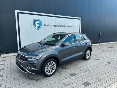 Gebraucht VW T-Roc Life 150 PS (110 kW) 2023 Grau SUV