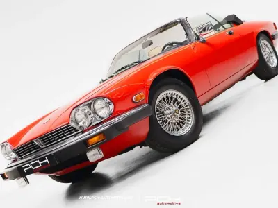 Käytetty Jaguar XJS 265 HP (194 kW) 1991 Punainen Avoauto