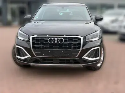 Gebraucht Audi Q2 Advanced 150 PS (110 kW) 2023 Schwarz metallic SUV