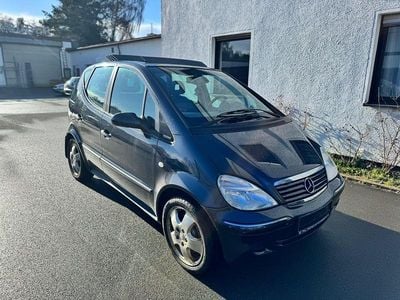 Usata Mercedes A190 125 CV (91 kW) 2001 Nero Utilitaria