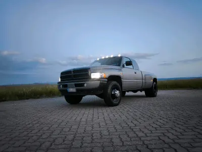 Gebraucht Dodge Ram 660 PS (485 kW) 1997 Grau Pickup
