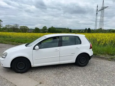Gebraucht VW Golf VI Edition 80 PS (58 kW) 2008 Weiß Kleinwagen