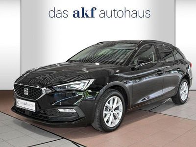 Mitternachtsschwarz Gebraucht 2024 Seat Leon ST Style Kombi | 24.950 € (Fairer Preis)