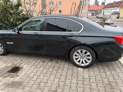 Schwarz Gebraucht 2009 BMW 730 Limousine | 8.000 € (Superpreis)