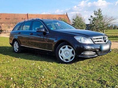 Gebraucht Mercedes 220 170 PS (125 kW) 2014 Schwarz Kombi