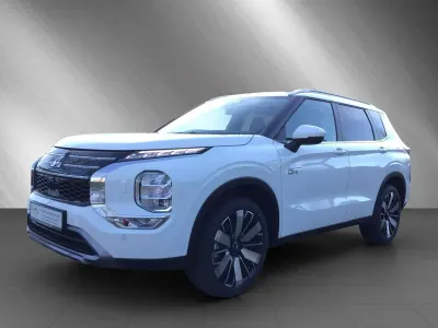 Gebraucht Mitsubishi Outlander P-HEV Edition 136 PS (100 kW) 2025 Andenweiss SUV