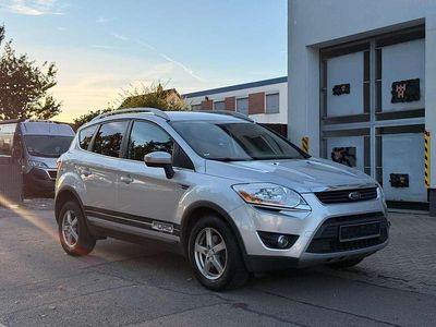 Polarsilber metallic Gebraucht 2012 Ford Kuga Champions Edition SUV | 6.590 € (Fairer Preis)