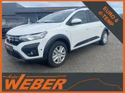 Begagnad Dacia Jogger Expression 110 HK (80 kW) 2024 Vit Minibuss