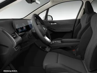 Gebraucht BMW 220 Active Tourer 156 PS (114 kW) 2025 Weiß Van / Kleinbus