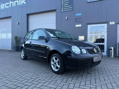 Gebraucht VW Polo 54 PS (39 kW) 2003 Schwarz Limousine