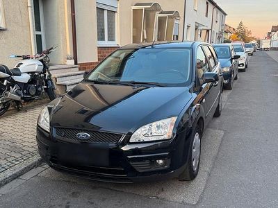Usata Ford Focus 125 CV (91 kW) 2007 Nero Station wagon