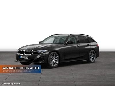 Gebraucht BMW 330e Comfort Edition 292 PS (214 kW) 2025 Black sapphire metallic Kombi