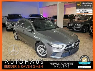 Używany Mercedes A180 116 KM (85 kW) 2018 Szary Sedan/Limuzyna
